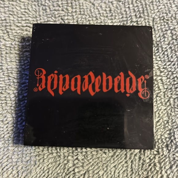 Reina Rebelde finishing powder - Perla NEW - Picture 3 of 4